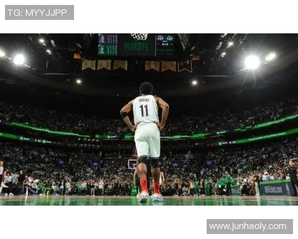 姚明强势盖帽欧文精彩瞬间引发球迷热议与回忆 姚明强势盖帽欧文精彩瞬间引发球迷热议与回忆