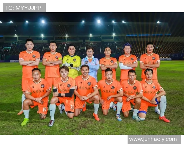 哪位足球明星在比赛中因犯规染黄引发热议引关注 哪位足球明星在比赛中因犯规染黄引发热议引关注